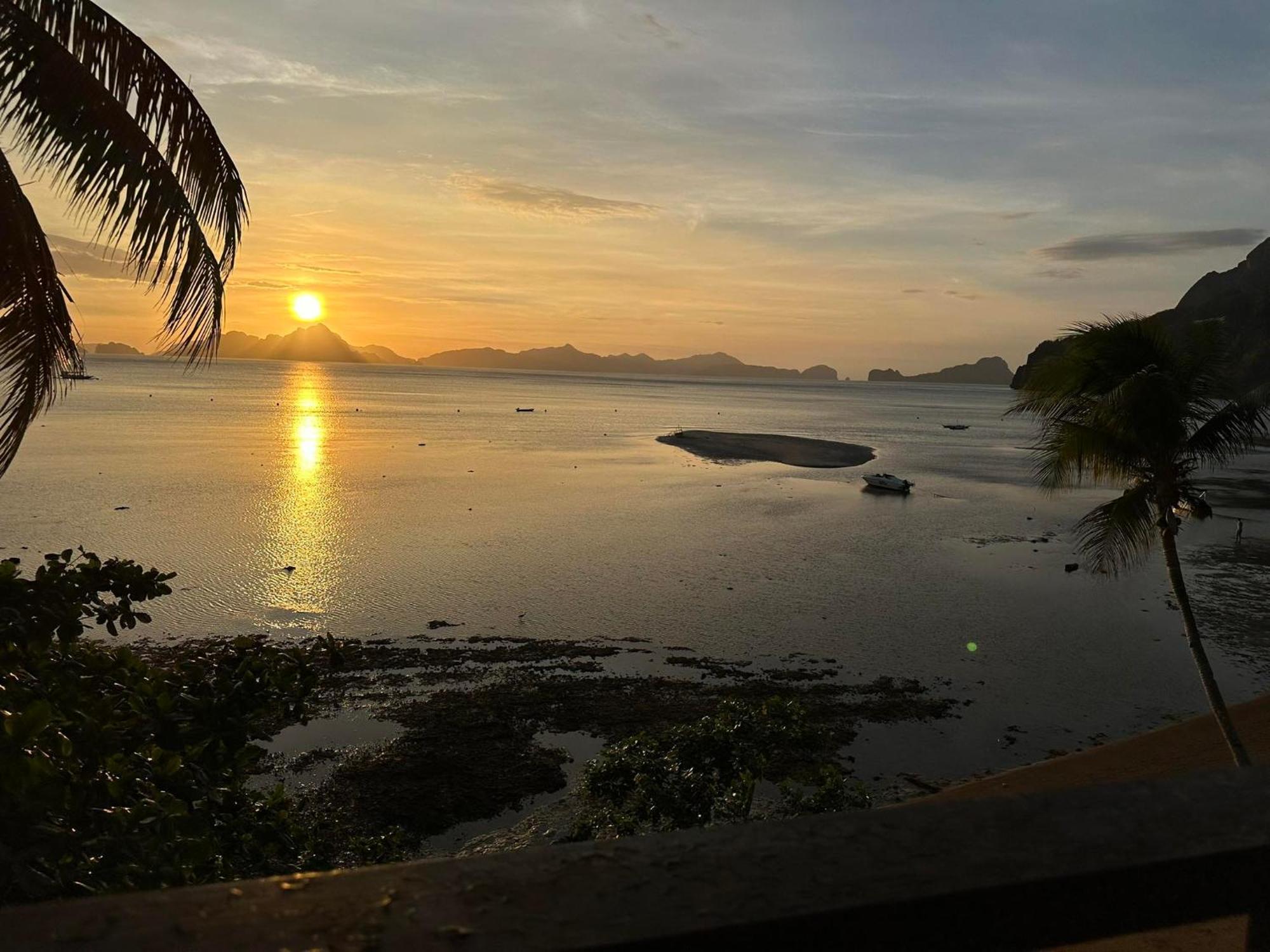 Desert Rose Beach Hotel El Nido Exterior foto